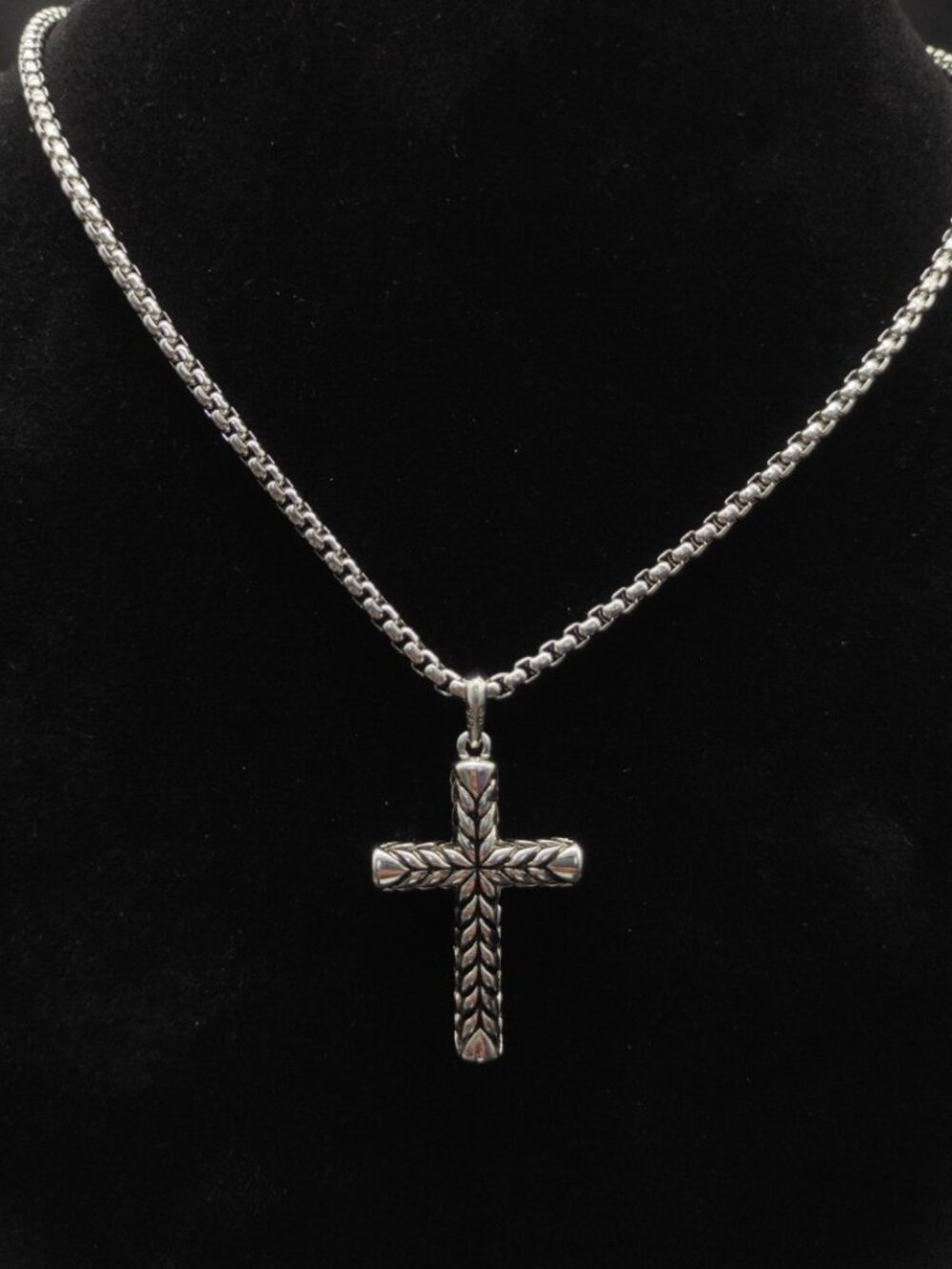 David Yurman Chevron Cross Black Diamond Necklace - Picture 7 of 9